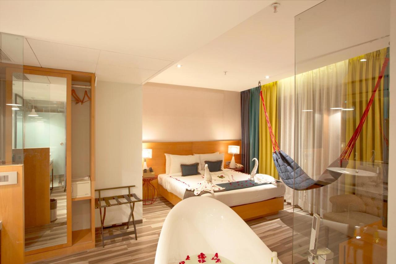 Hotel Aureole Mumbai Exterior photo