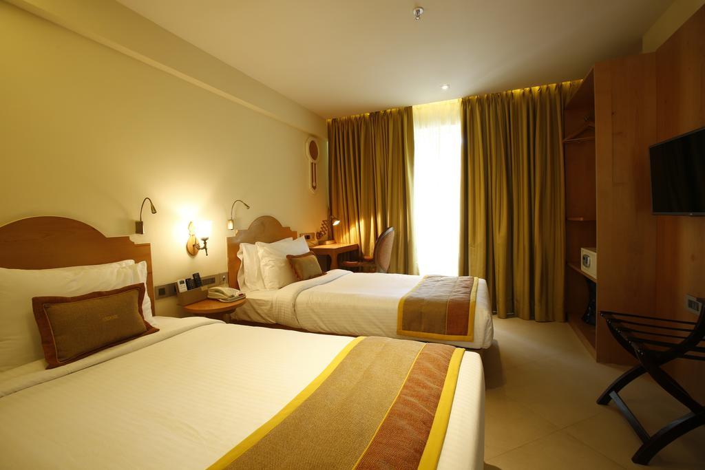 Hotel Aureole Mumbai Room photo