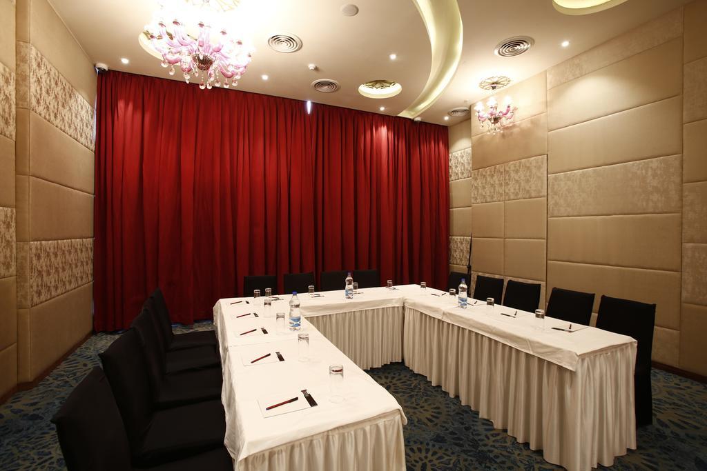 Hotel Aureole Mumbai Exterior photo